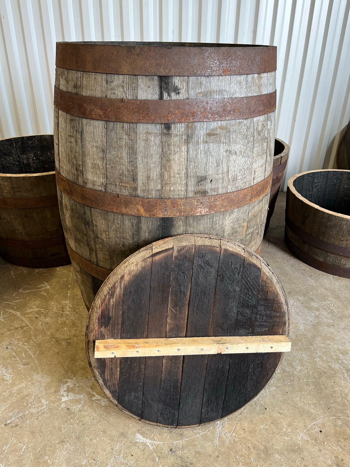 Bourbon and Scotch Cask 190L med Lock